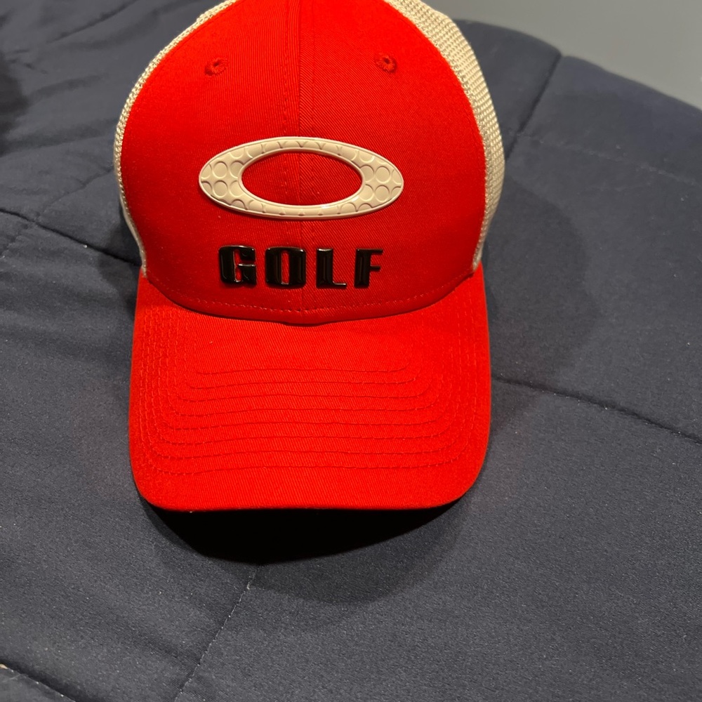 Oakley Golf Hat | SnapBack